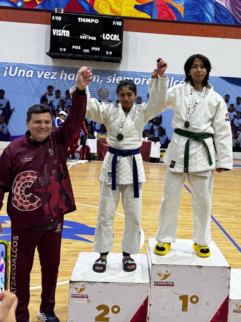 624327598_1193429836238112_1205384830208531667_n