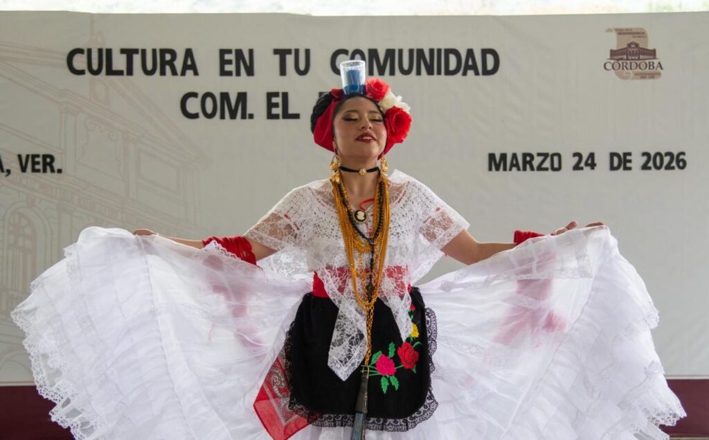 cultura-a-escuela-de-la-comunidad-del-Bajio-3-e1776721226863